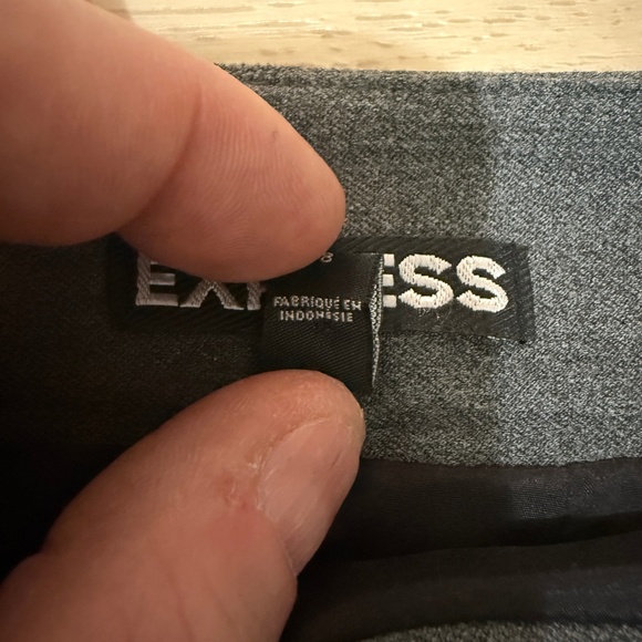 Express Pencil Skirt w/ Belt Detail – Charcoal Grey 8 - Picture 9 of 12